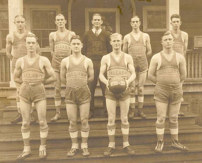 Dallas Basketball Team - 1928 - 1929