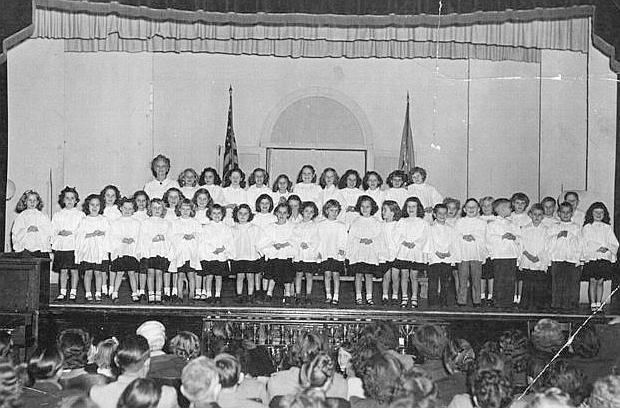 1st Grade Choir, 1948