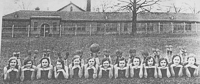 Girls Basketball Team 1932